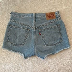 Levi 501 High Rise Light Wash Shorts W26